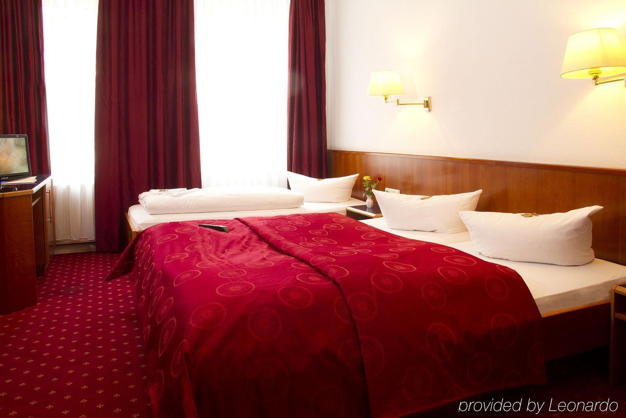 Hotel Astoria Лейпциг Экстерьер фото