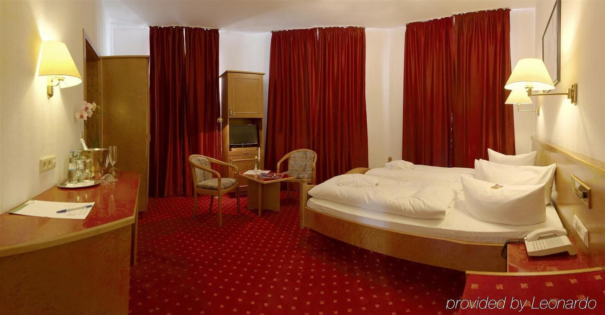 Hotel Astoria Лейпциг Номер фото